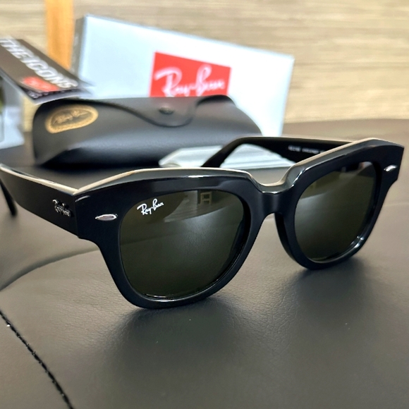 LIKE NEW Ray-Ban State Street RB2186 Black Ray ban sunglasses - Picture 5 of 16